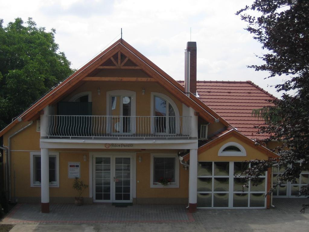 Farád Aldos Panzio酒店 外观 照片